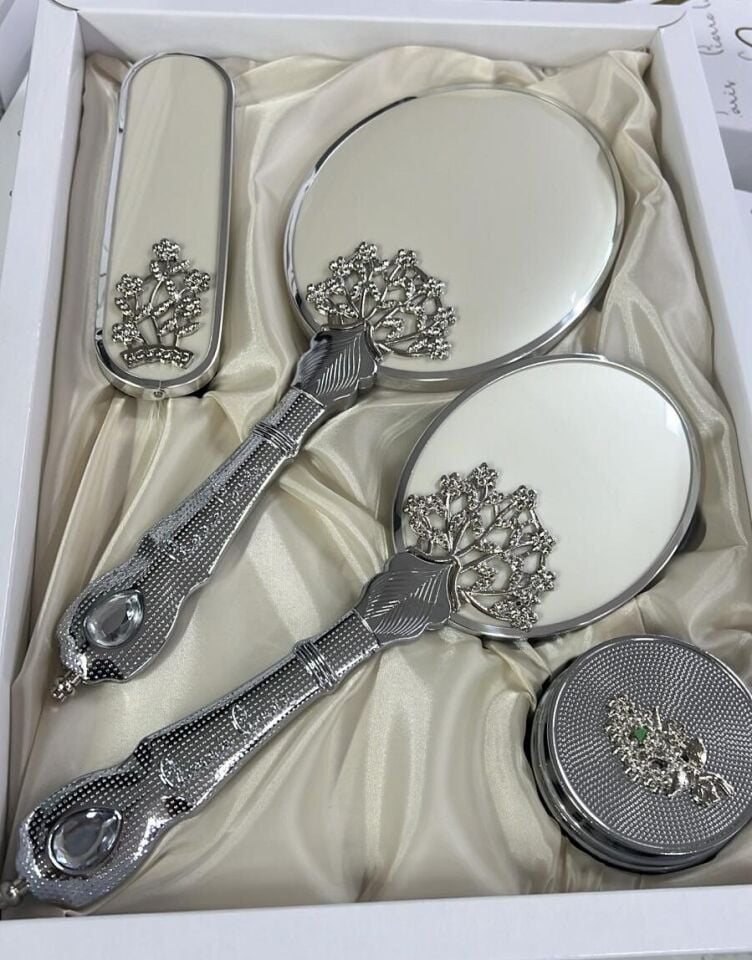 Pierre Paris Ayna Seti